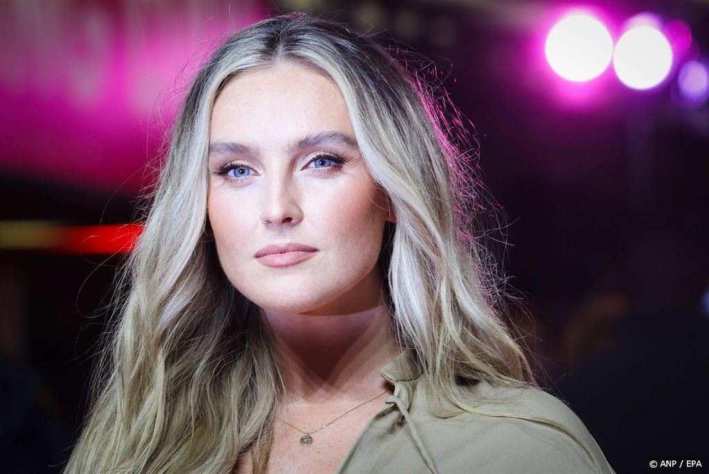 Little Mix-zangeres Perrie Edwards open over onzekerheid