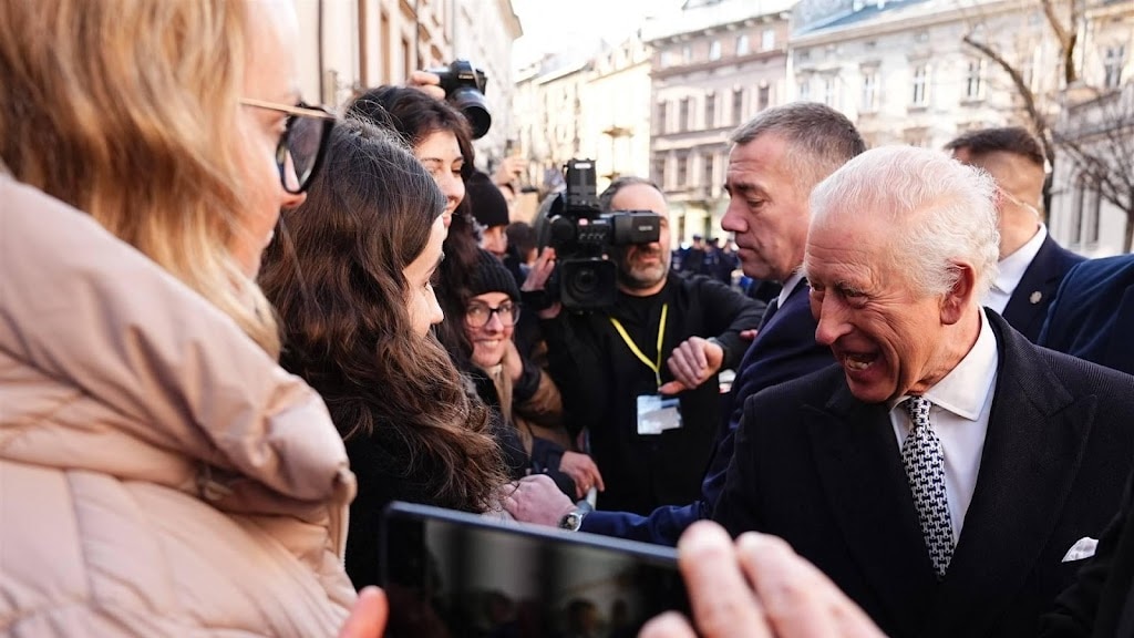 Koning Charles te zien in nieuwe Amazon-documentaire