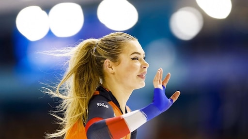 Leerdam verslaat Takagi voor het eerst dit seizoen op 1000 meter