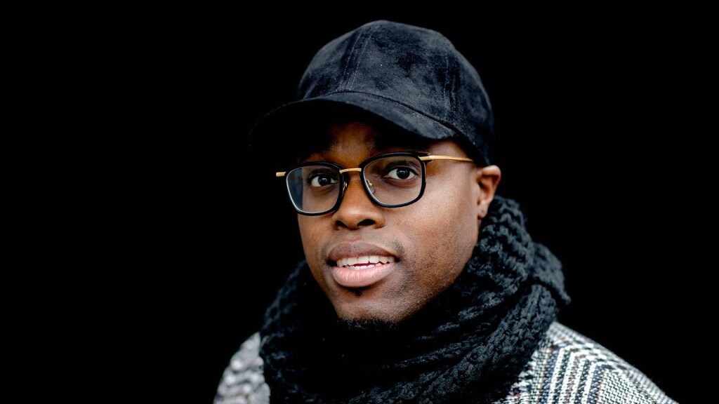 Jandino komt met coronabenefiet voor de Antillen