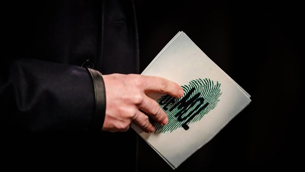 Opnames WIDM weer van start? Door deze foto lijkt het er wel op