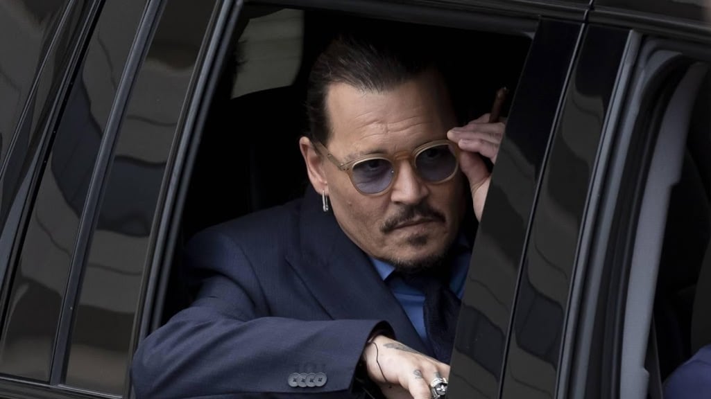 Johnny Depp vraagt om schrappen deel slotpleidooi Amber Heard