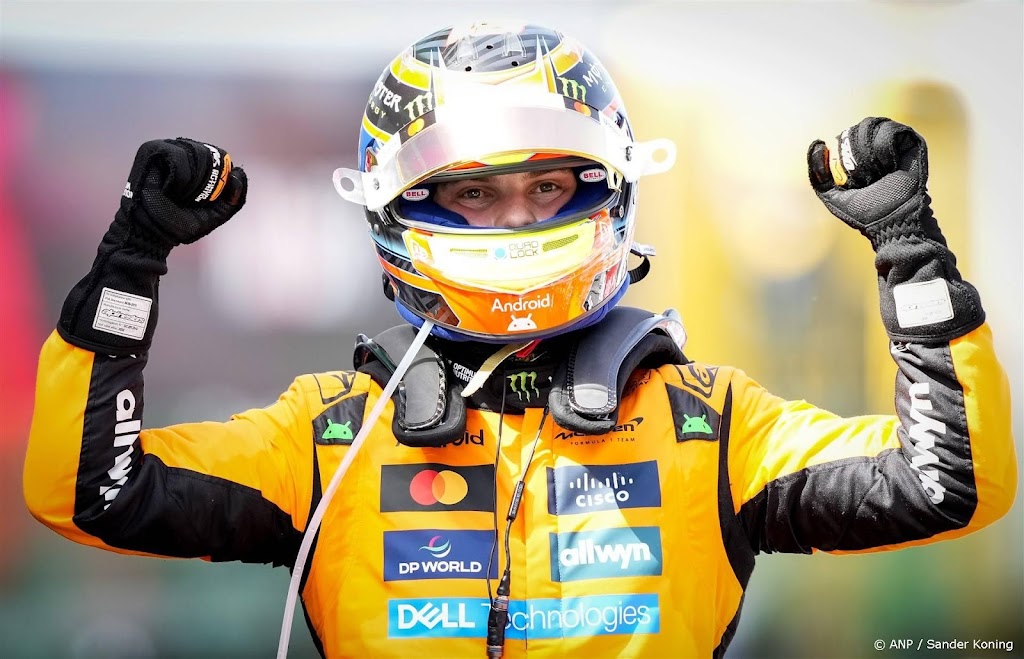 Piastri wint GP Spanje, Verstappen na tijdstraf tiende