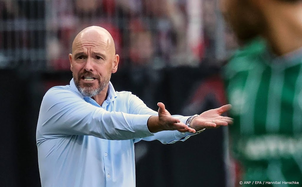Ten Hag na twee competitieduels ontslagen door Bayer Leverkusen