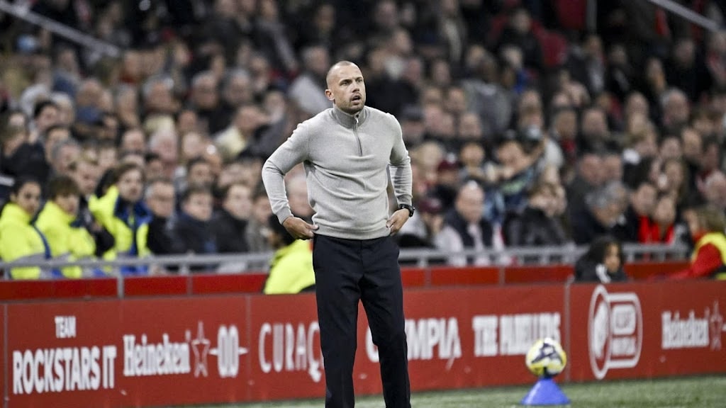 Trainer Heitinga had gehoopt dat Ajax verder was