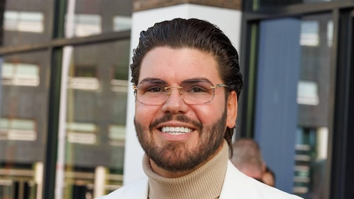 Roy Donders vindt zichzelf wel bekwaam om fillers te laten zetten