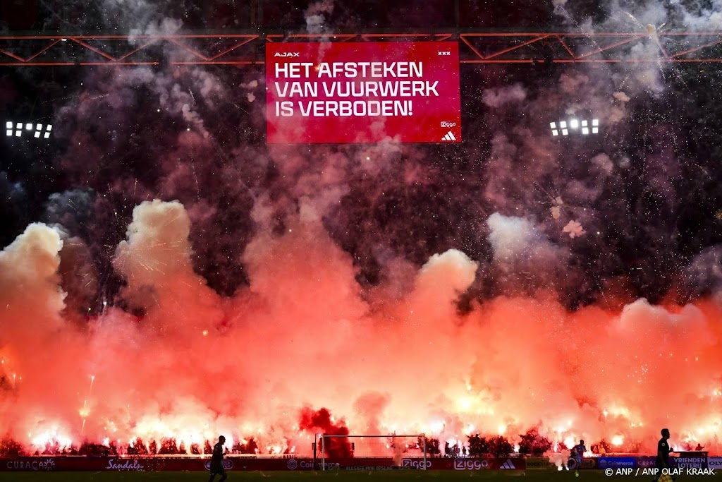 Ajax vergoedt supporters na gestaakte wedstrijd tegen Groningen