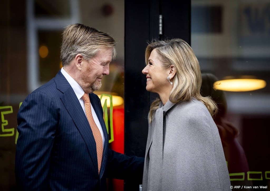 Koningspaar komt door Oranje Fonds 'buiten de Haagse stolp'