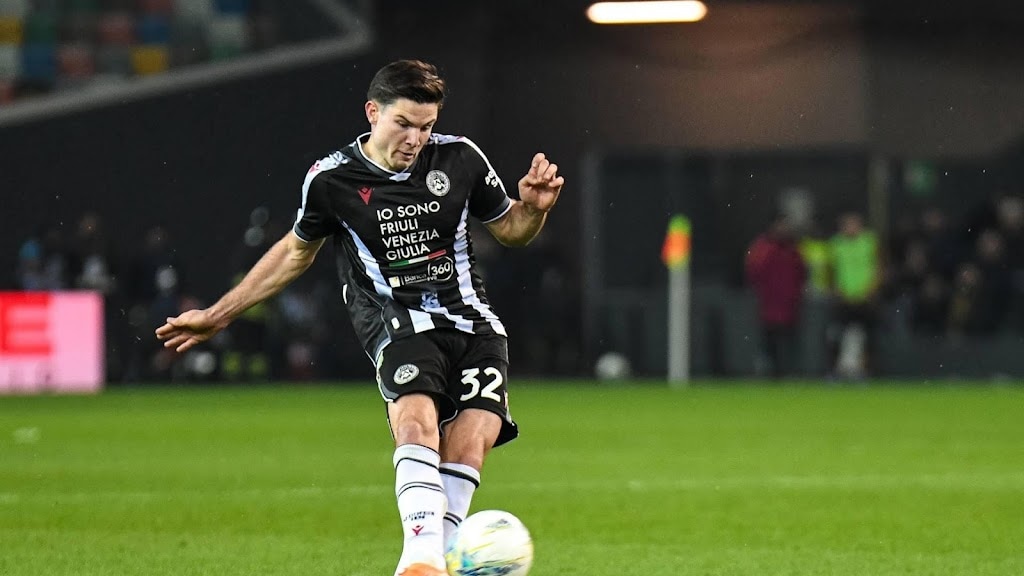 Ekkelenkamp helpt Udinese met doelpunt langs AS Roma