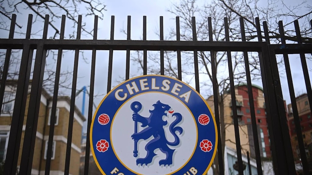 Zwitserse miljardair Wyss kan Chelsea overnemen