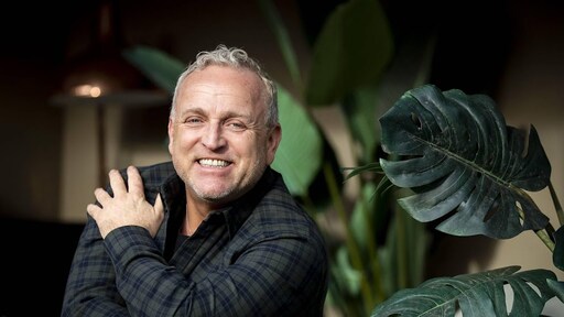 Gordon dolblij met kans op Televizier-Ring voor Down The Road