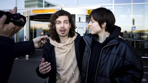 Mia en Dion zingen cover van single songfestivalwinnaars Måneskin