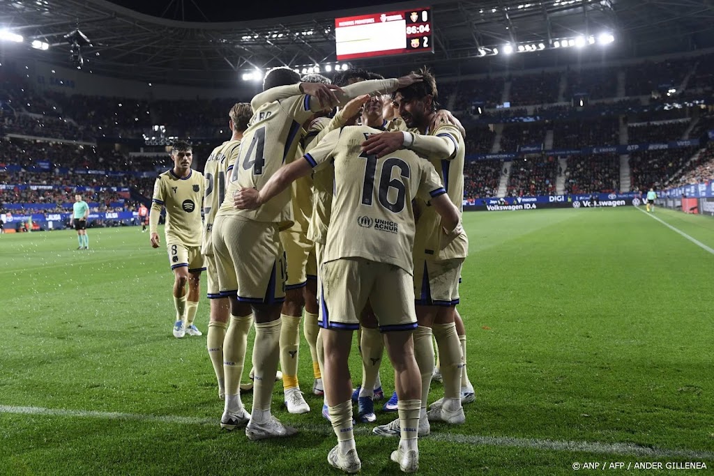 Koploper FC Barcelona in slotfase langs Osasuna