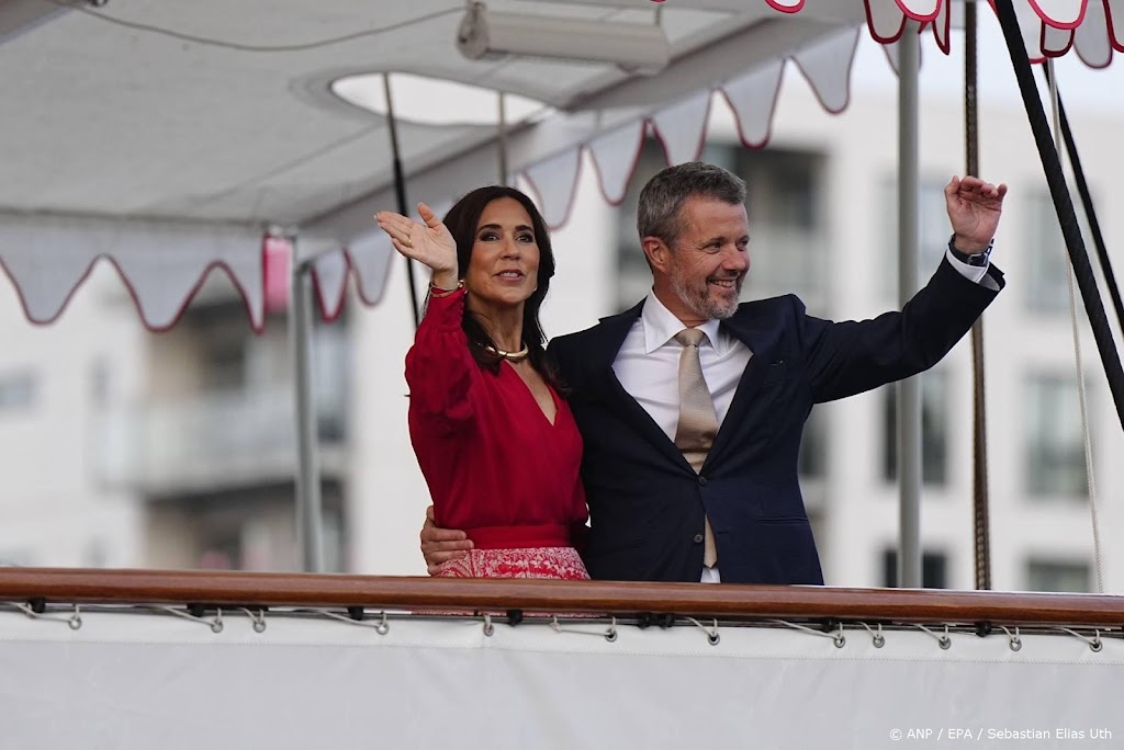 Deense premier praat Frederik op schip bij over kabinetsformatie