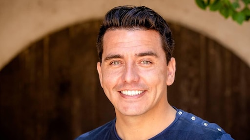 Jan Smit na burn-out: 'Zit stuk gecontroleerder in mijn vel'