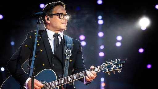 Guus Meeuwis en Broederliefde openen de Uitmarkt