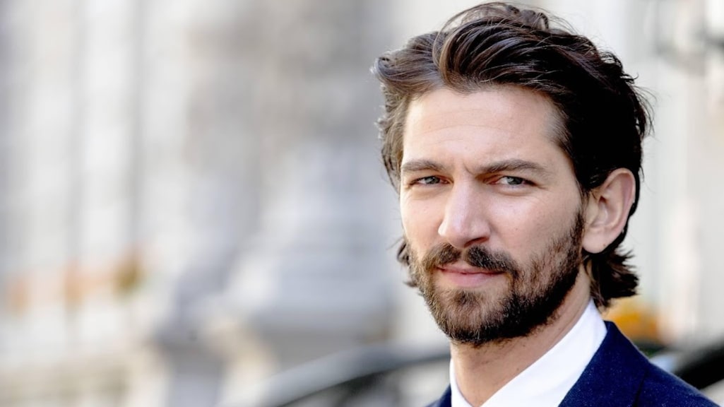 Michiel Huisman pakt hoofdrol in nieuwe serie Apple TV+