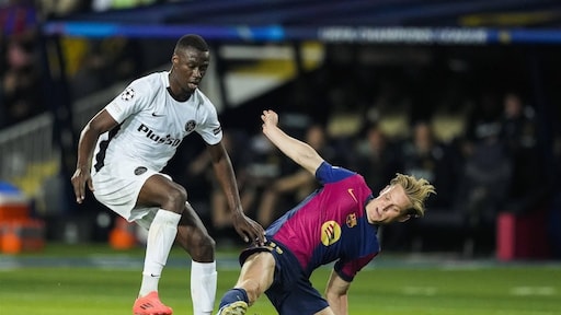 De Jong blij met zege Barcelona en 'zware' rentree