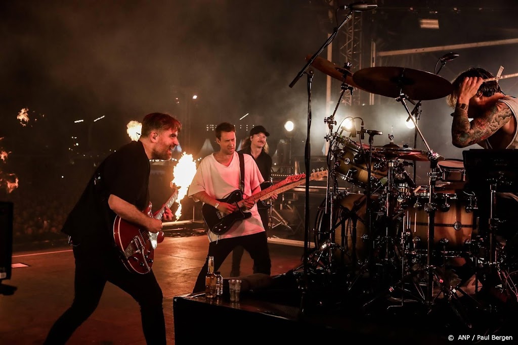 Kensington houdt ogen open voor eventueel vierde bandlid