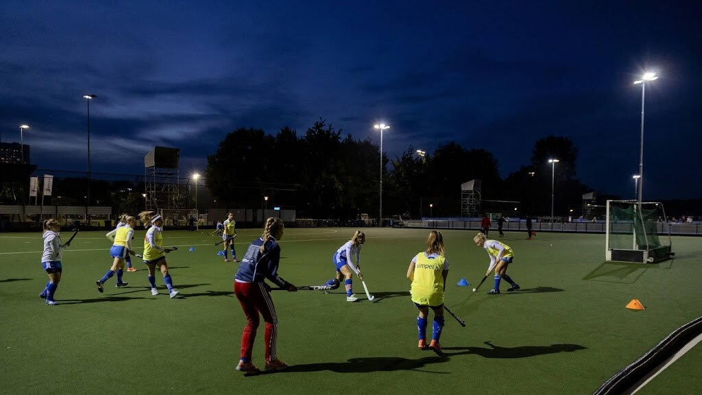 'Leeftijdsgrens en avondklok zorgen voor heel wat gepuzzel'