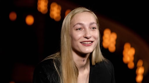 S10 verrast radio-dj's met songfestivalnummer De Diepte