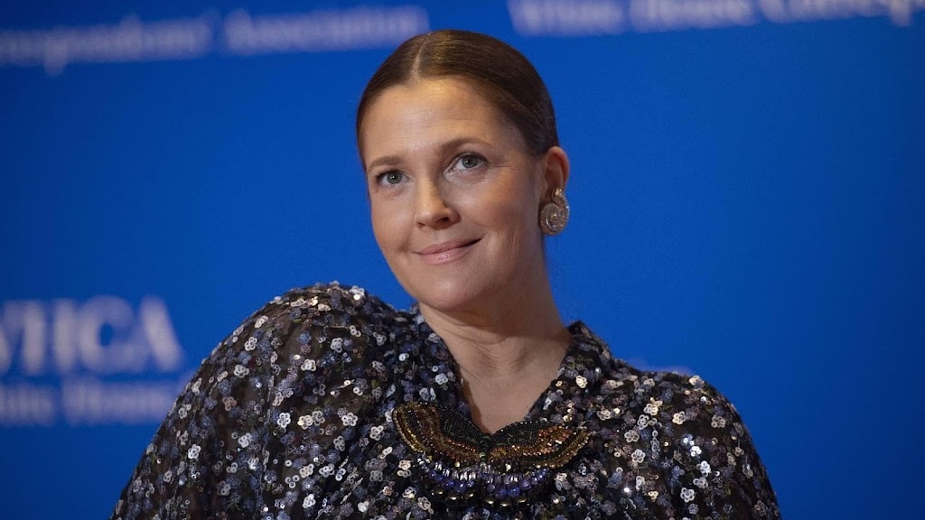 Drew Barrymore spijt van grappen over zaak Johnny Depp en ex