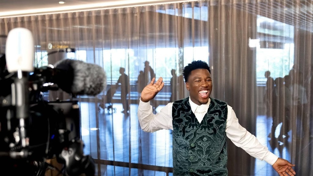 Dancebreak uit videoclip van Claude niet te zien op songfestivalpodium