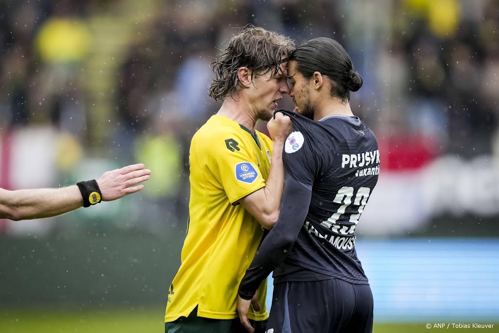 Feyenoord zet met late zege grote stap richting Champions League