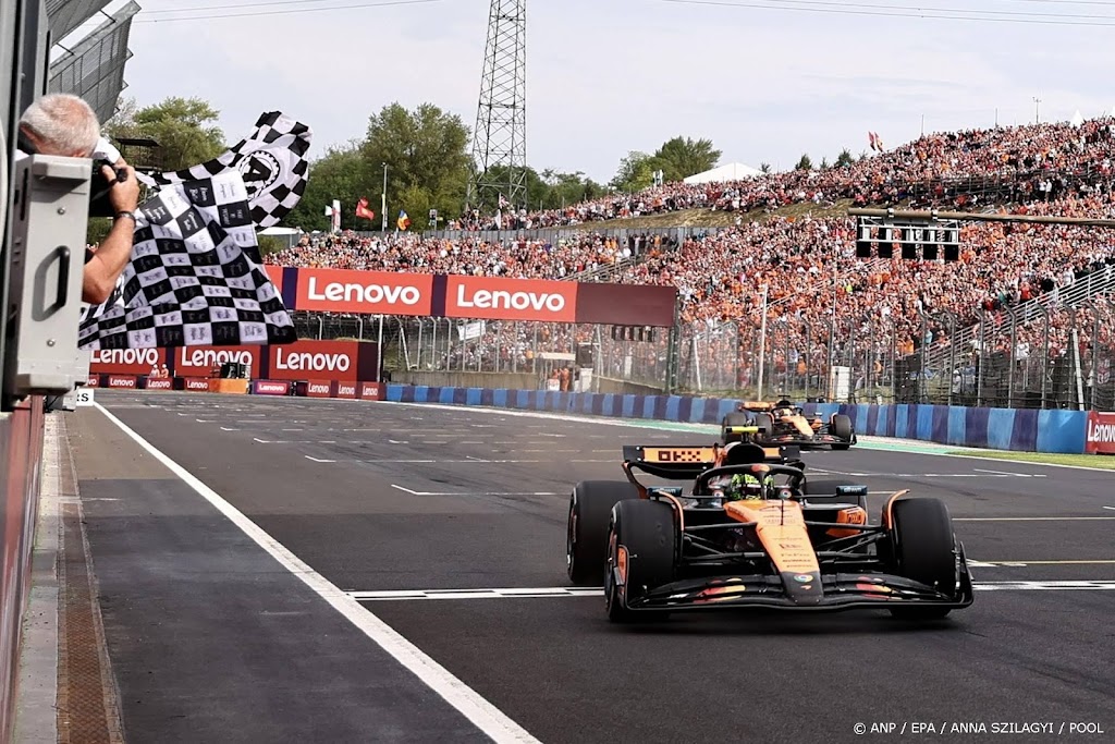 Norris wint GP van Hongarije, Verstappen negende