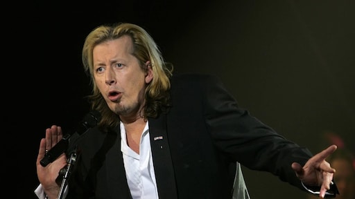 Ongeneeslijk zieke Jan Rot gaat wekelijks schrijven voor het AD