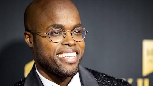 Jandino viert WK-ticket Curaçao: 'Samen kunnen we grote dingen doen'