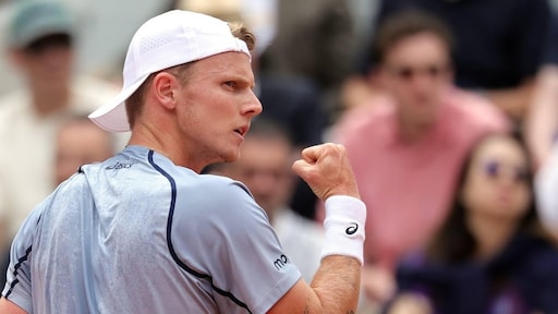 De Jong haalt voor het eerst tweede ronde US Open na vijfsetter