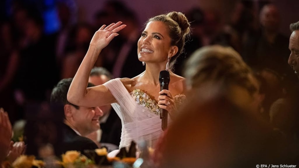 Sylvie Meis ontwerpt nachtkleding voor budgetsupermarkt