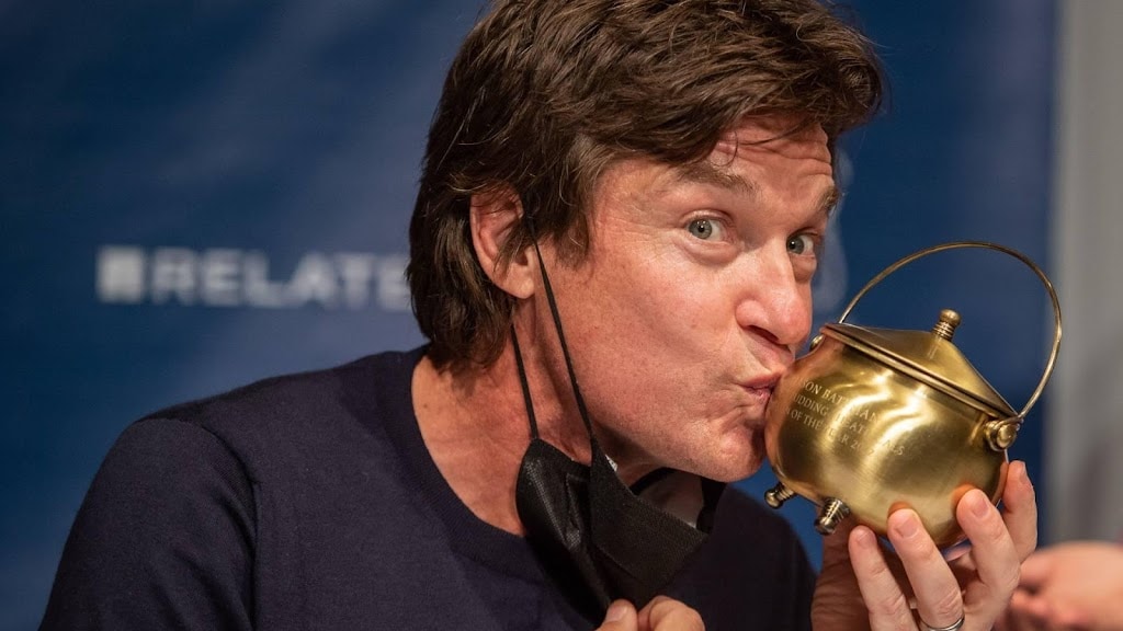 Jason Bateman neemt prestigieuze Harvard-prijs in ontvangst