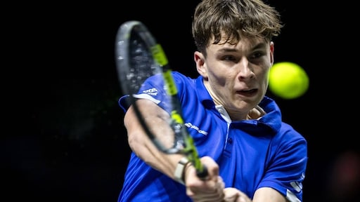 Tennistalent Röttgering kan in Ahoy niet stunten tegen Bellucci