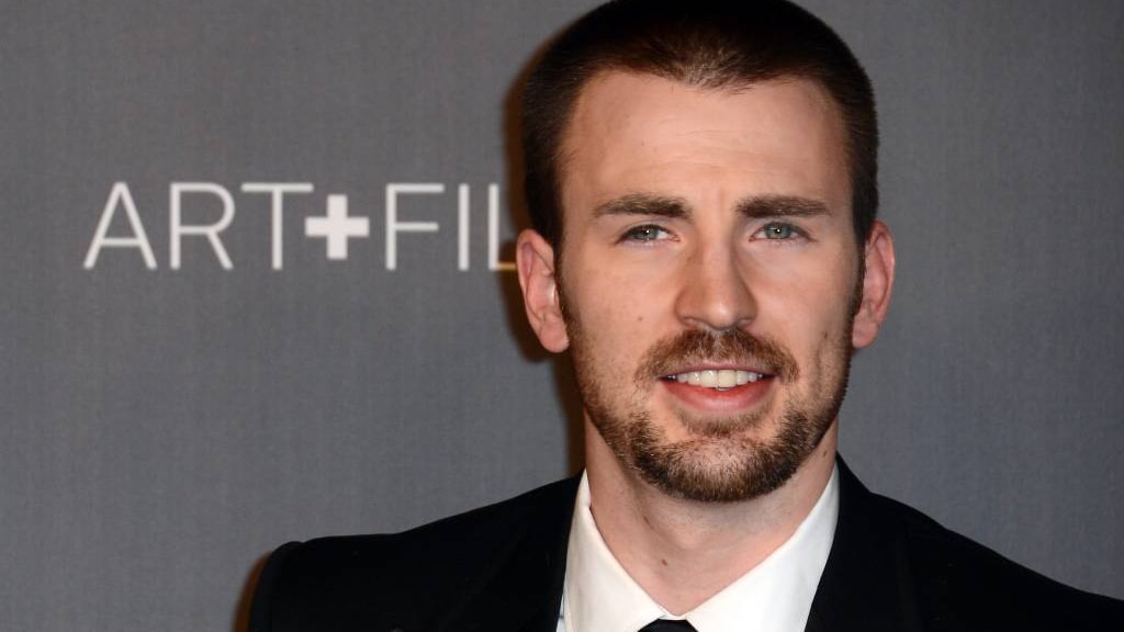 Chris Evans staat stil bij dood jonge fan