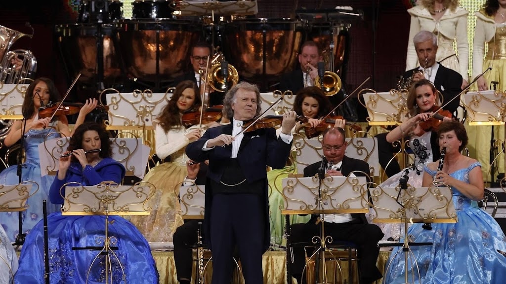 André Rieu kondigt derde kerstconcert in Maastricht aan