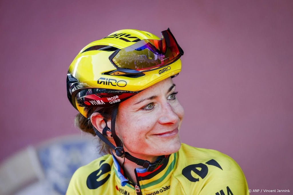 Wielrenster Vos stapt af in Vuelta Femenina om sleutelbeenbreuk