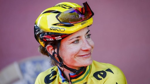 Wielrenster Vos stapt af in Vuelta Femenina om sleutelbeenbreuk
