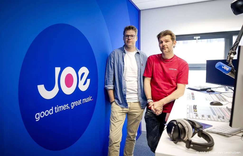 JOE-dj's Coen en Sander gaan week zonder smartphone leven