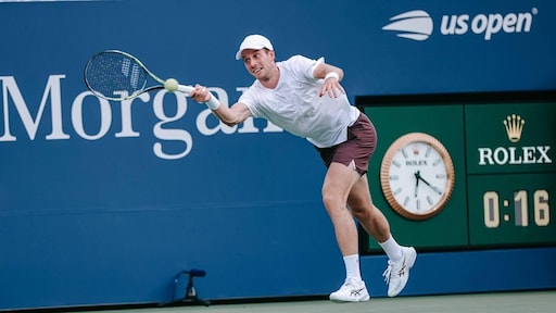 Van de Zandschulp klopt De Minaur en bereikt derde ronde US Open