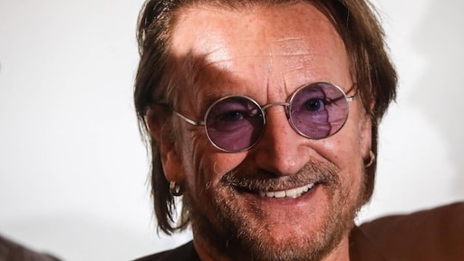 U2-zanger Bono kondigt boekentournee aan