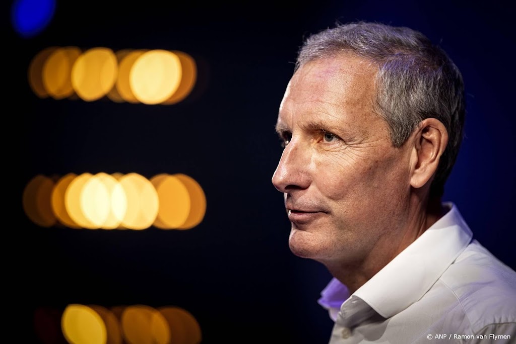 Gert Verhulst pinkte tranen weg bij K3-reünie