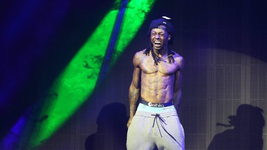 'Vriendin dumpt Lil Wayne omdat hij Trump steunt'