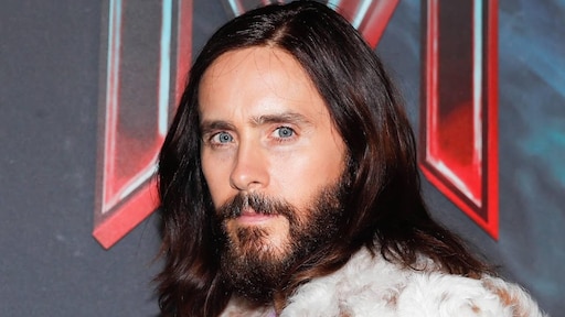 Jared Leto gaat in rolstoel naar wc om tijd te besparen