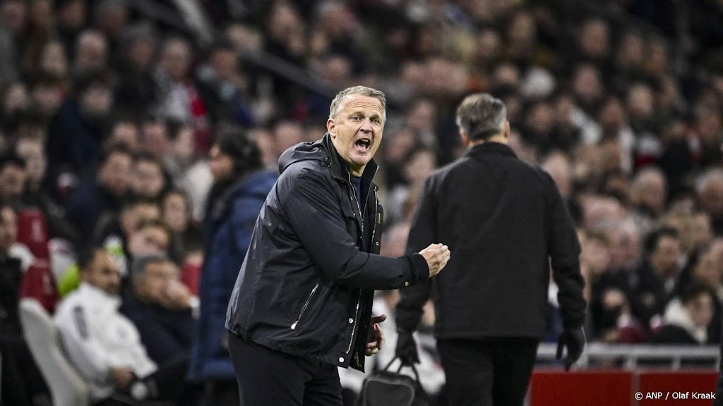 Trainer Van den Brom wil Europees voetbal halen met FC Twente