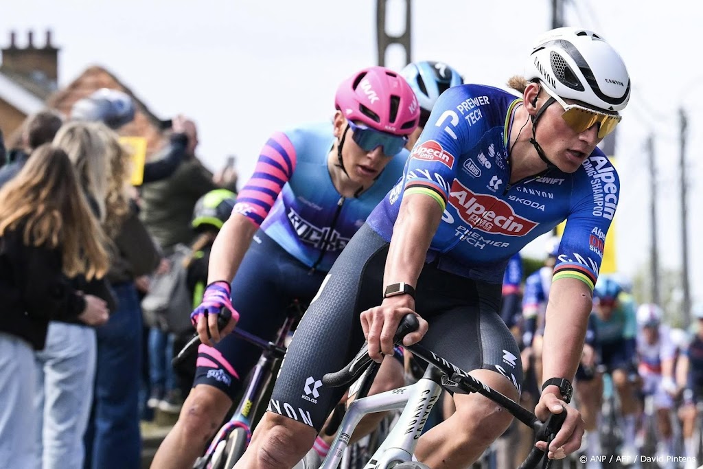 Van der Poel kan leven met plek twee achter 'fenomeen' Pogacar