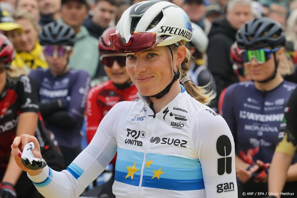 Vollering wint voor het eerst Ronde van Vlaanderen