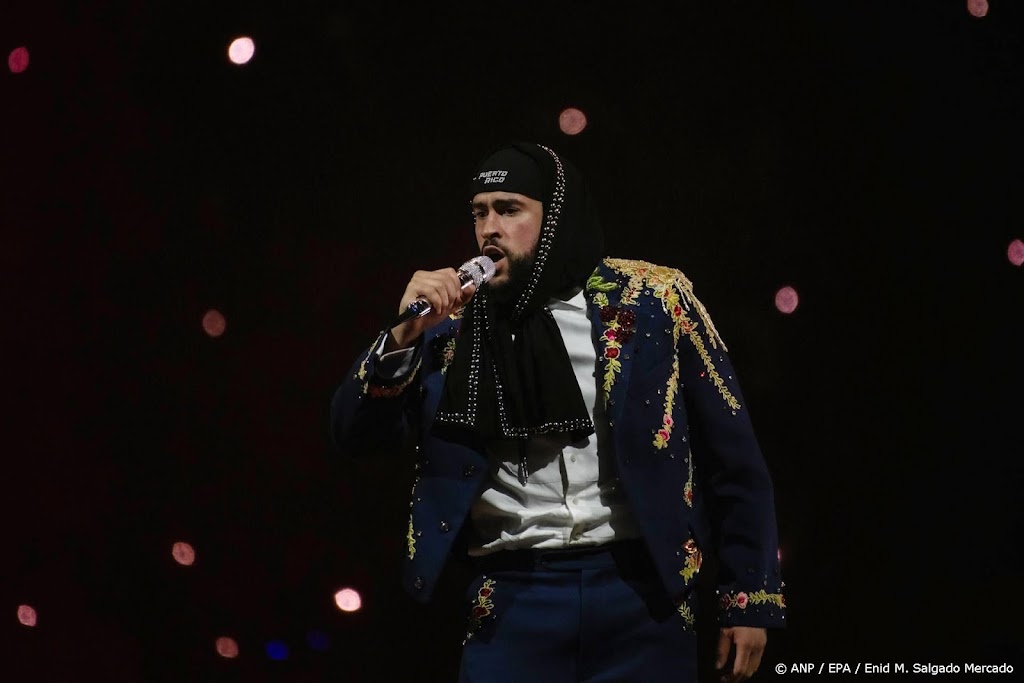 Bad Bunny kondigt wereldtournee aan, brengt bezoek aan Nederland