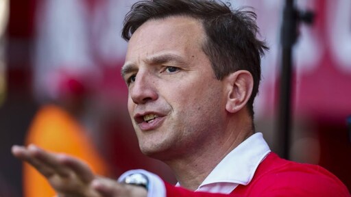 Voetbalcoaches en technisch directeuren ervaren hoge werkdruk